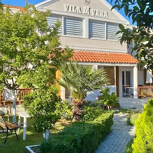 Maison d'hôtes M Vera With Kitchen And, Durrës